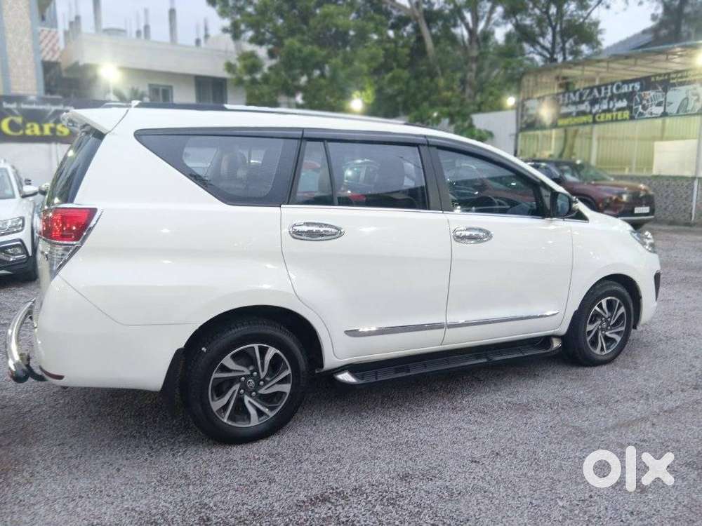 Toyota Innova Crysta 2.4 V 8 Str, 2021, Diesel