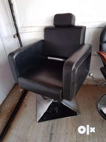 Olx outlet parlor chair