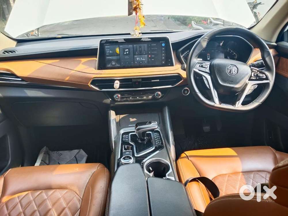 Mg Gloster Savy 2023 New Model 4 X 4 7 Seater