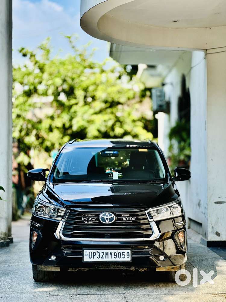 Toyota Innova Crysta 2.4 V 7 Str, 2022, Diesel