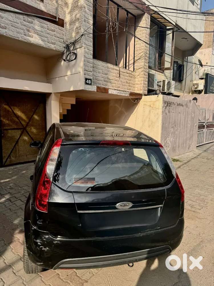 Ford Figo 2012 Diesel 180000 Km Driven