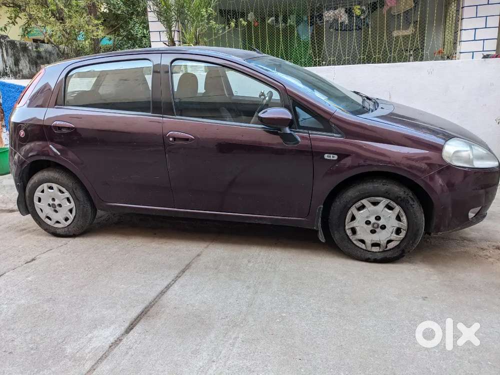 Fiat Punto 2010 Petrol 79500 Km Driven