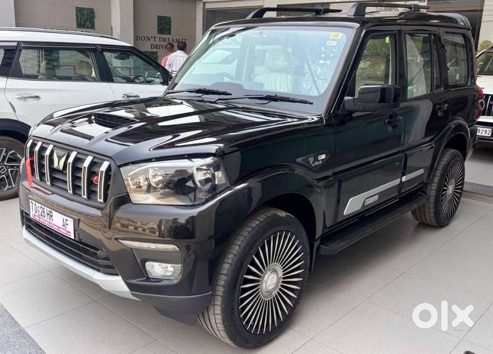 Mahindra Scorpio Classic, 2026, Diesel