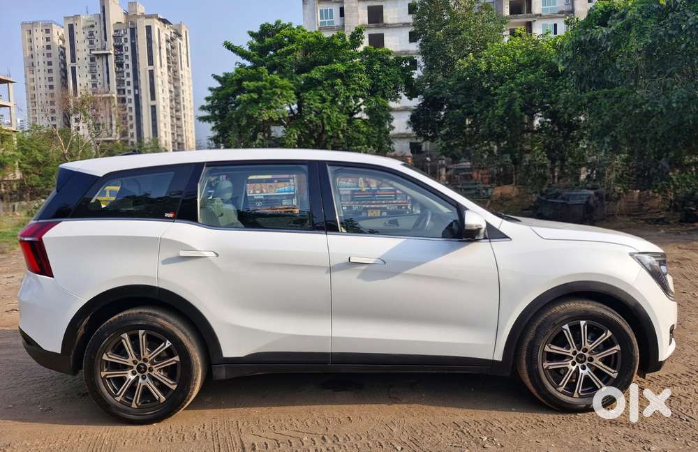 Mahindra Xuv700 2.0 Ax 7 Petrol At Luxury Pack Str, 2025, Petrol