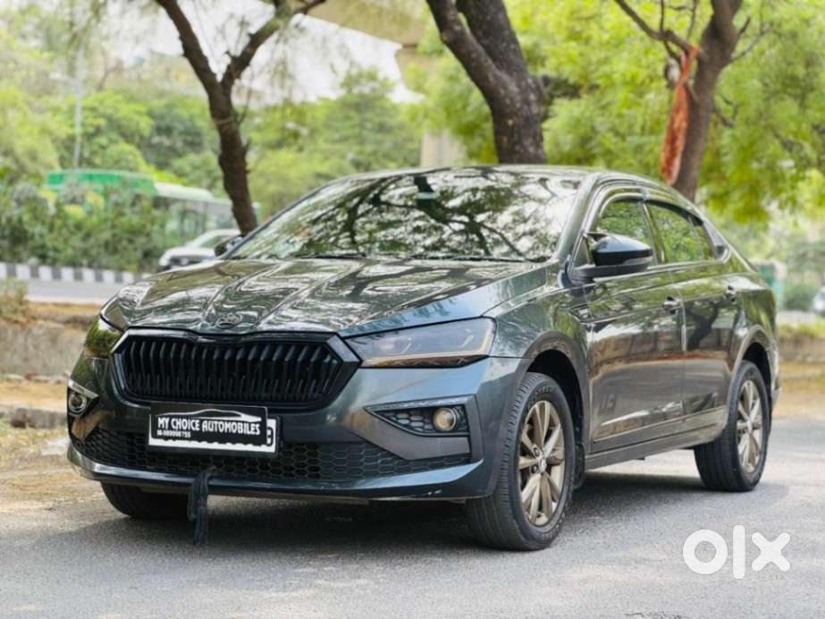 Skoda Slavia 1.0 Tsi Style At, 2023, Petrol