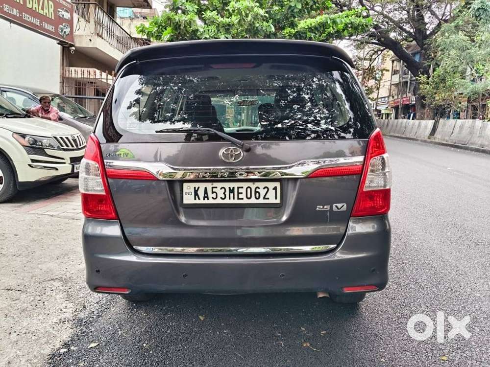 Toyota Innova 2.5 V 8 Str, 2016, Diesel