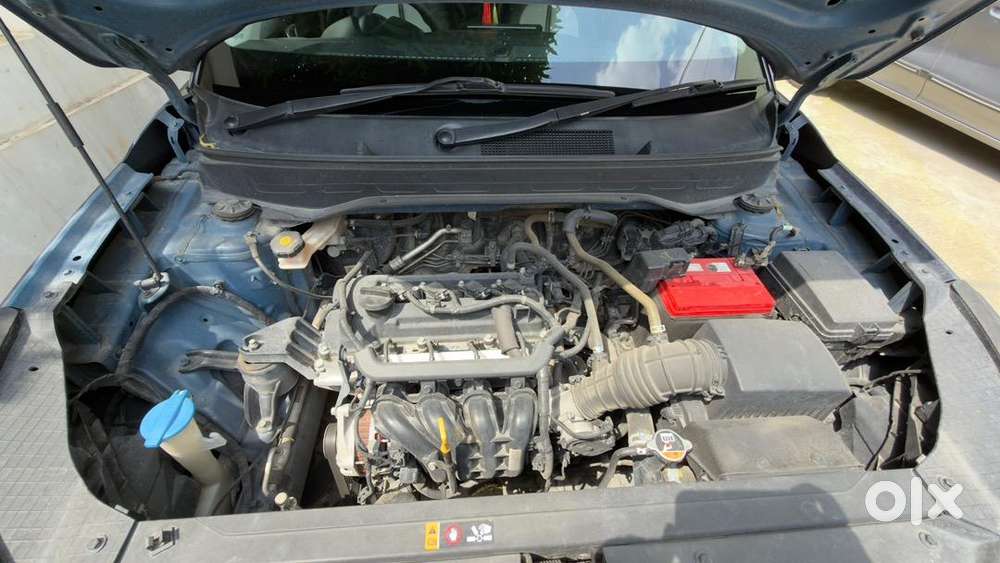 Hyundai Venue 2020 Petrol 64100 Km Driven