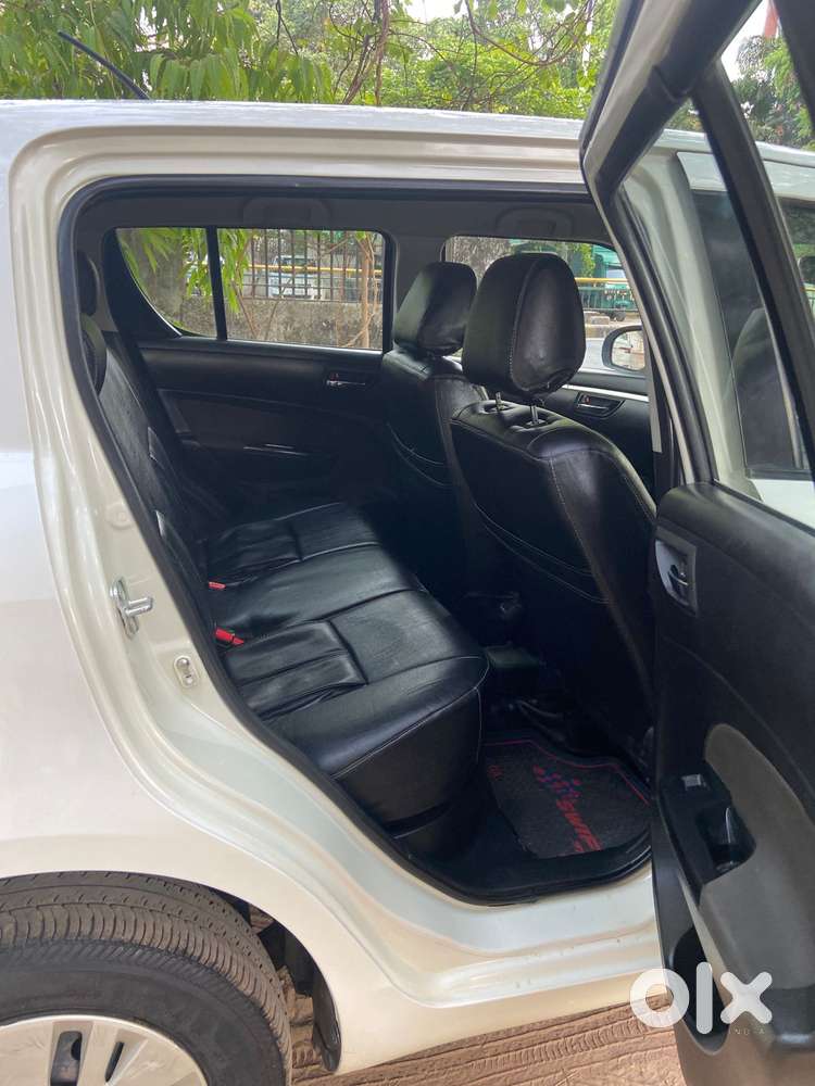 Maruti Suzuki Swift 1.2 Vxi (o), 2014, Petrol