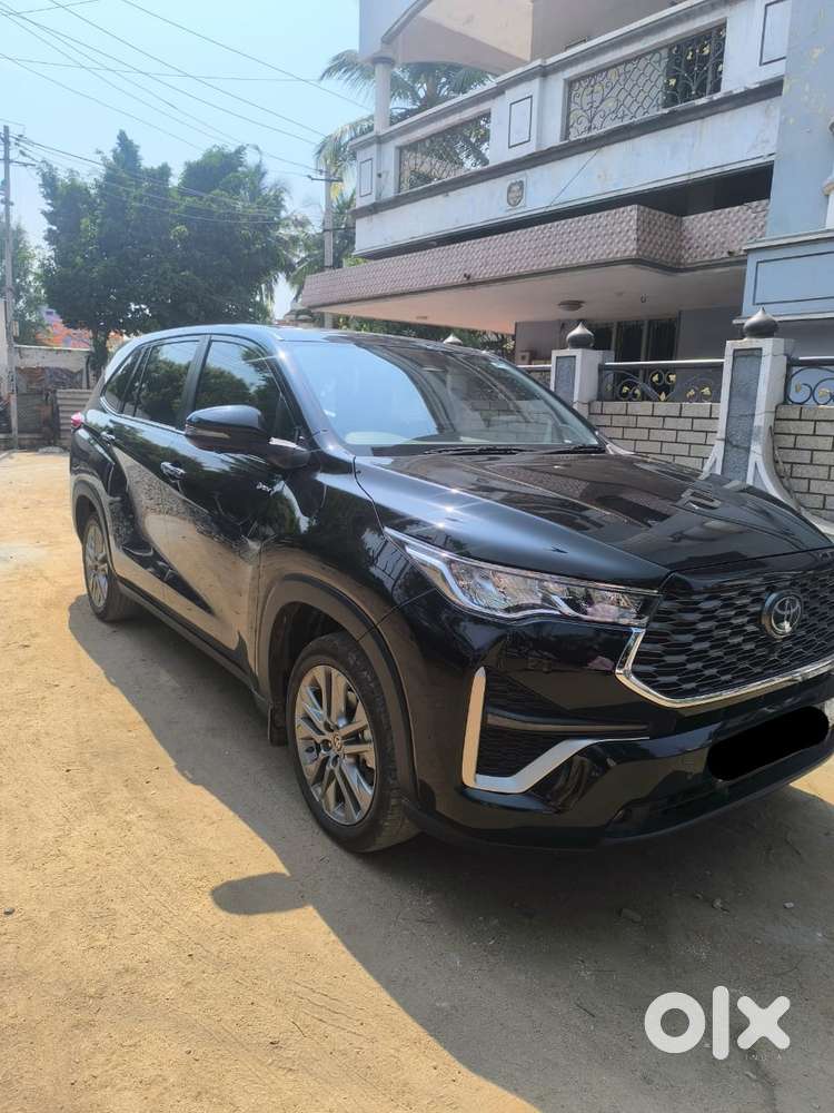 Toyota Innova Hycross 2.0 Zx (o) Hybrid 7 Str, 2026, Electric