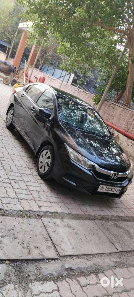 Honda City 1.5 V 4th Gen I-vtec Mt, 2017, Petrol