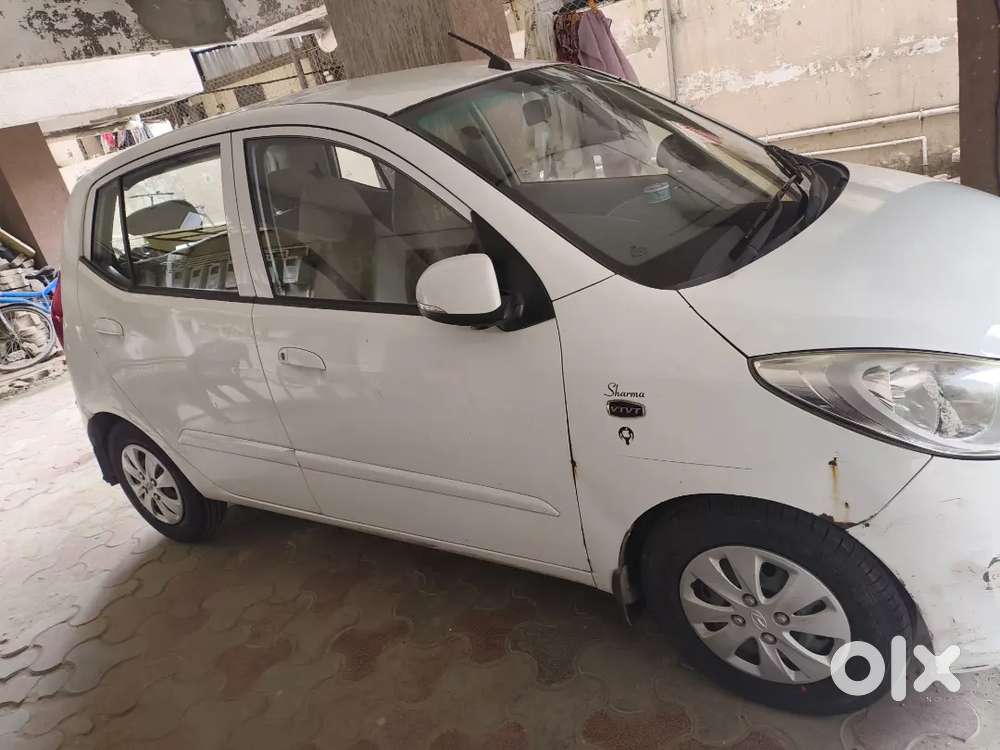 Hyundai I10 Sportz 2011