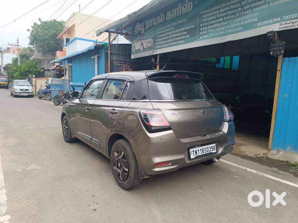 Maruti Suzuki Swift Vxi + Manual, 2025, Petrol
