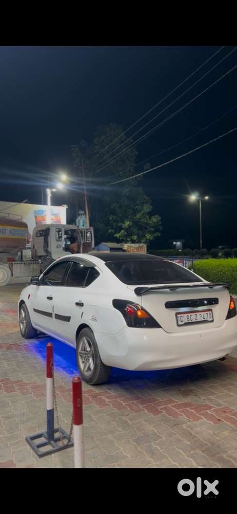 Nissan Sunny 2013 Petrol