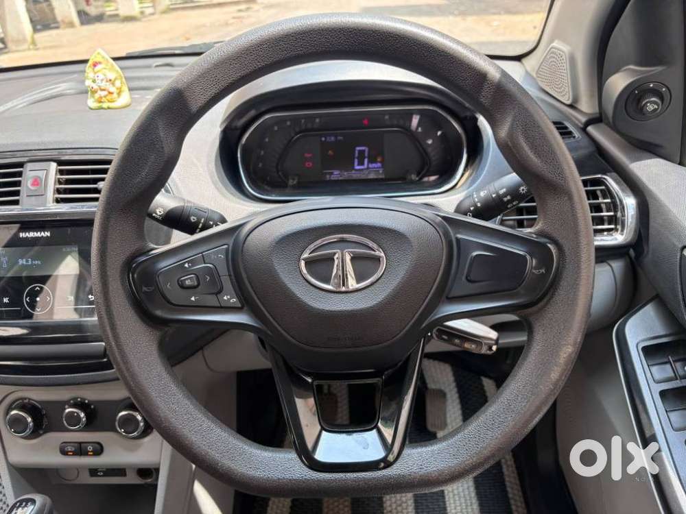 Tata Tiago 1.2 Revotron Xt (o), 2021, Petrol