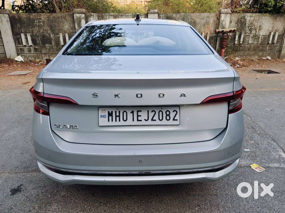 Skoda Slavia Style 1.0l Tsi At, 2023, Petrol