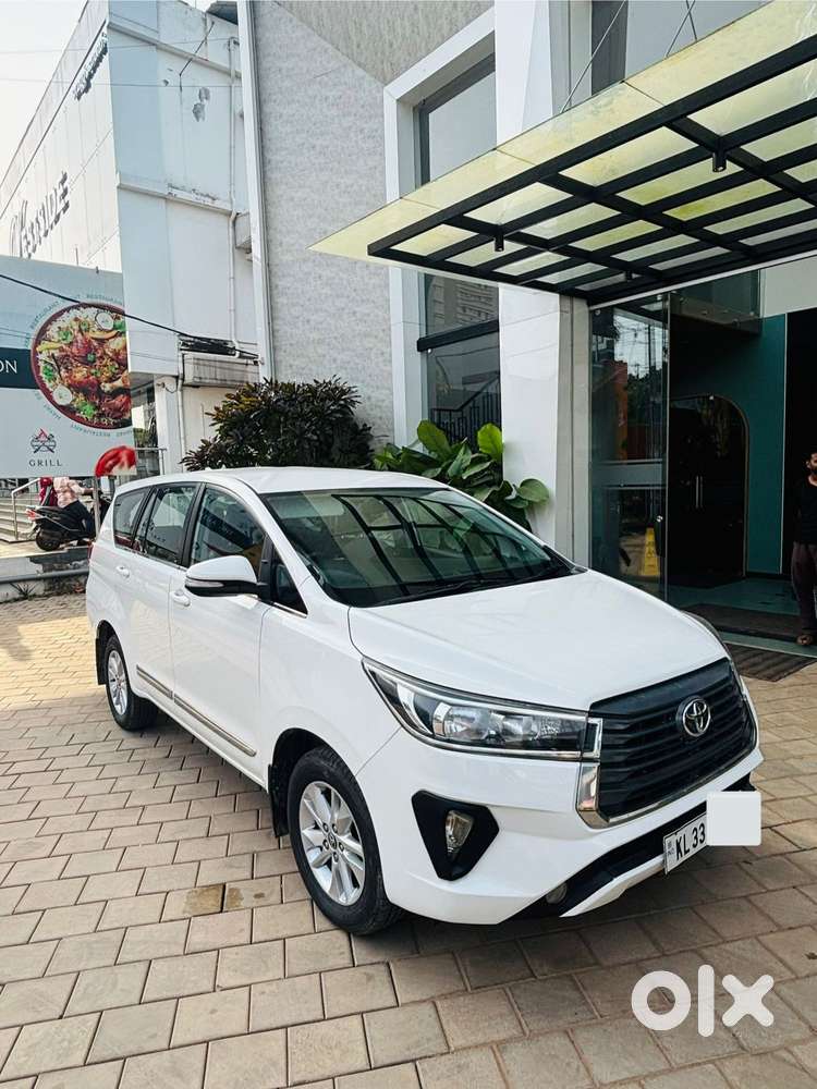 Toyota Innova Crysta 2.8 Gx At 8s, 2017, Diesel
