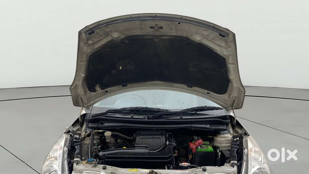 Maruti Suzuki Swift Vxi, 2015, Petrol