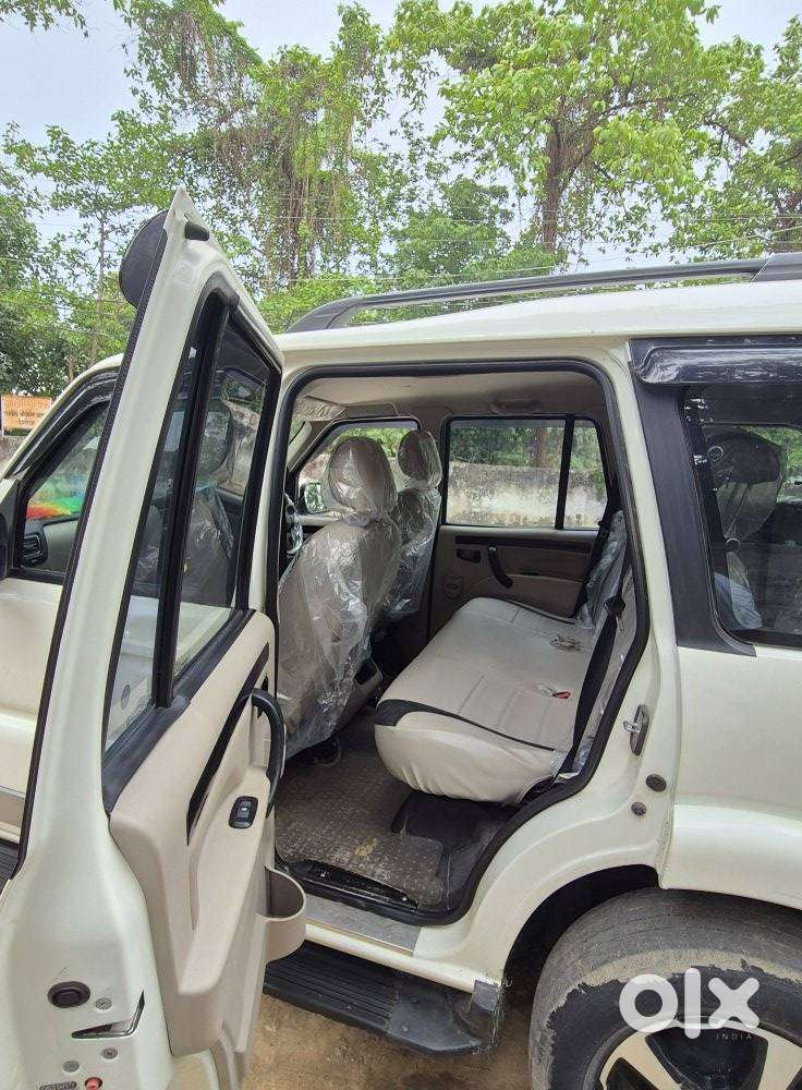 Mahindra Scorpio Classic 2.2 S 11 Mt 7 Str, 2021, Diesel