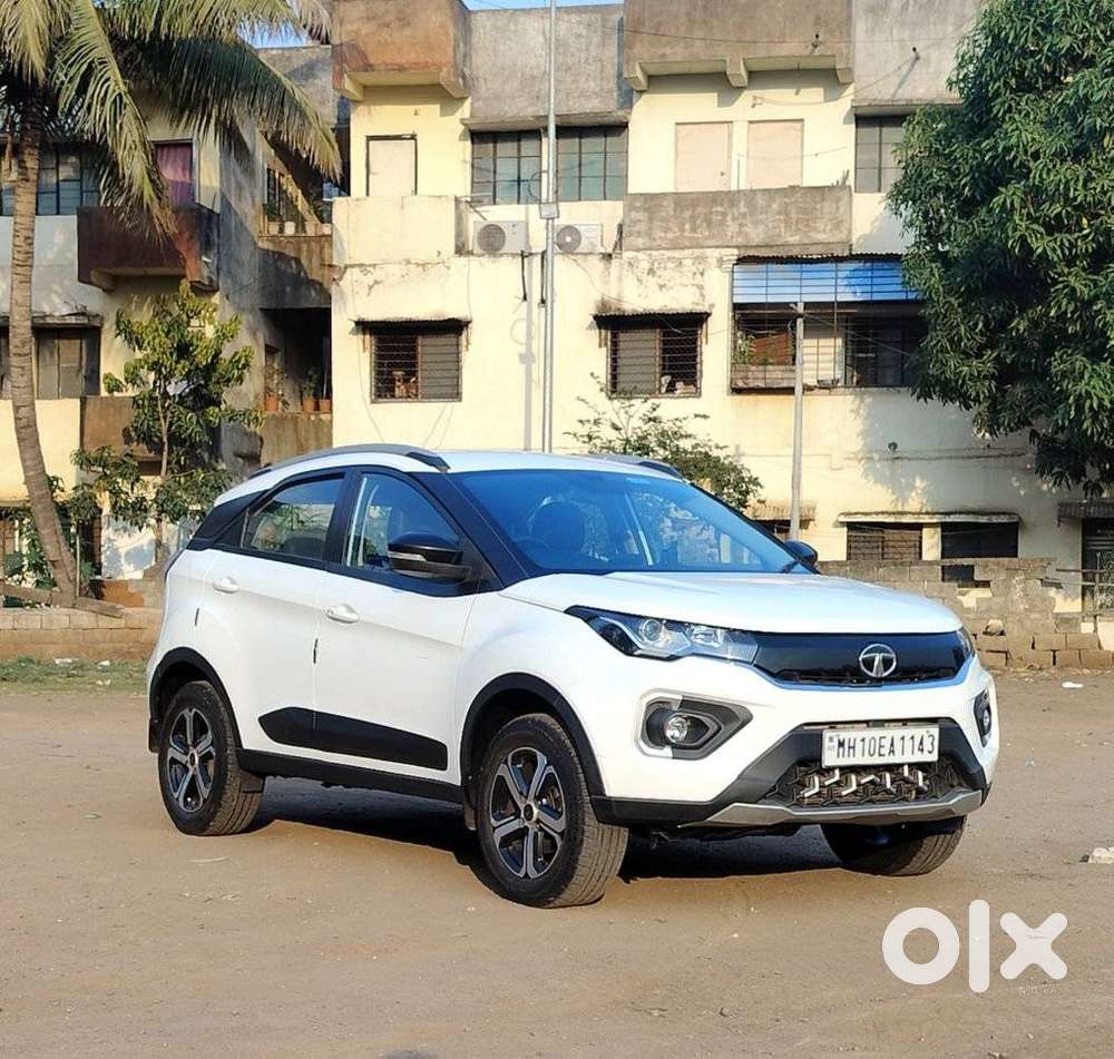 Tata Nexon 1.2 Revotron Xz Plus, 2023, Petrol