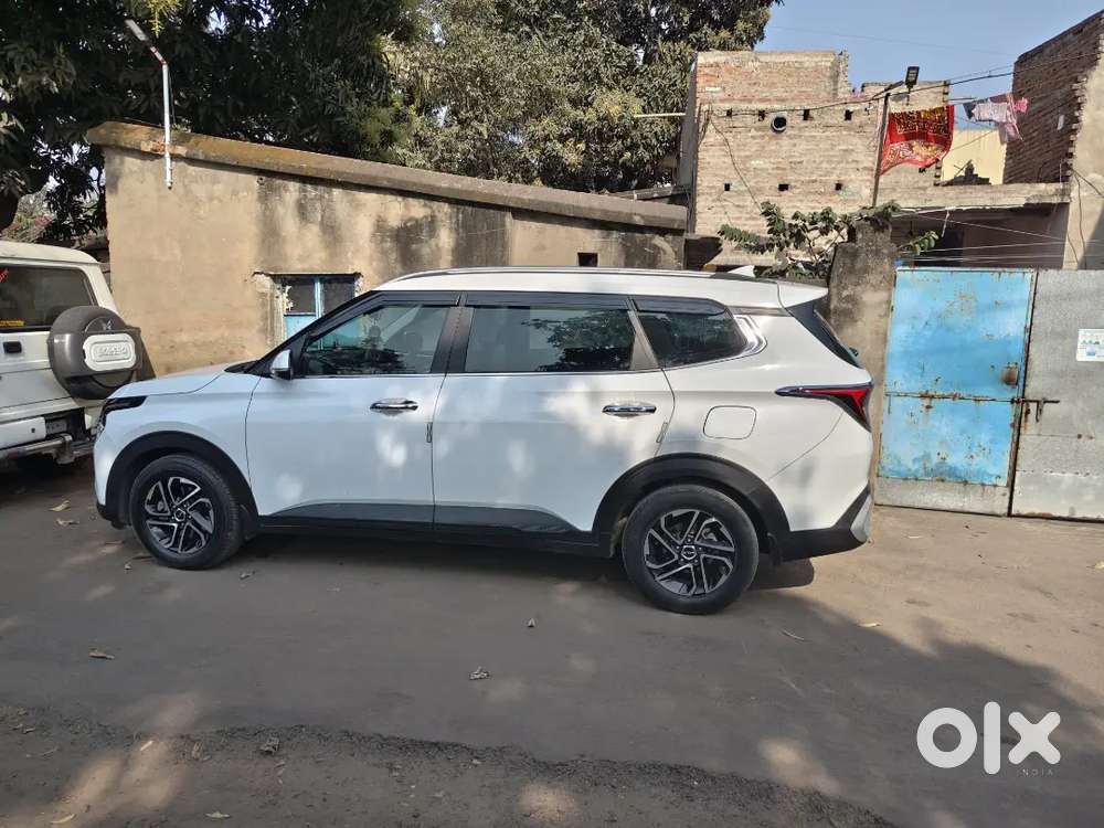 Kia Carens 2023 Diesel 56000 Km Driven