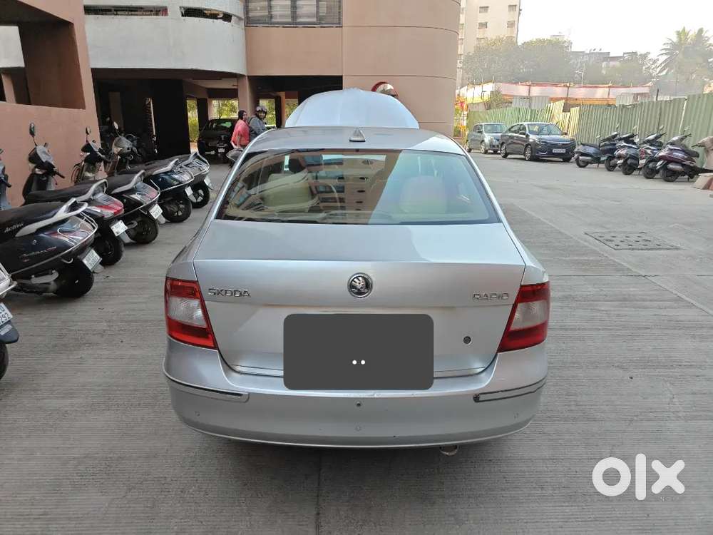 Skoda Rapid Elegance 2015 Car
