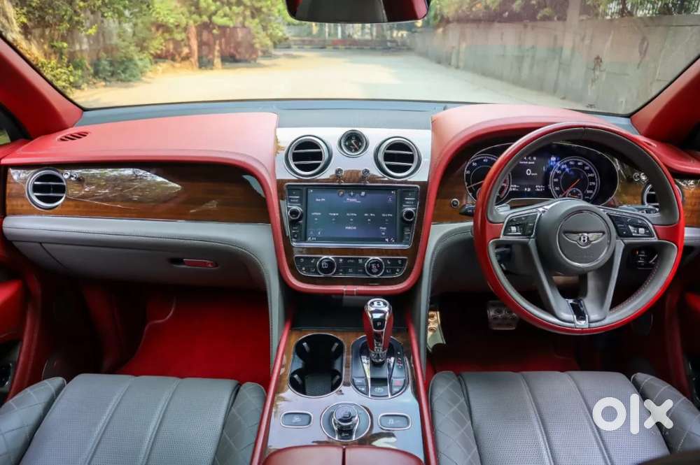 Bentley Bentayga, 2017, Petrol