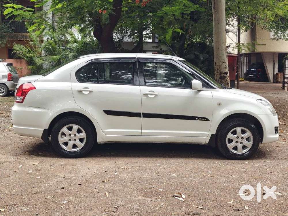 Maruti Suzuki Dzire 1.2 Zxi, 2011, Petrol