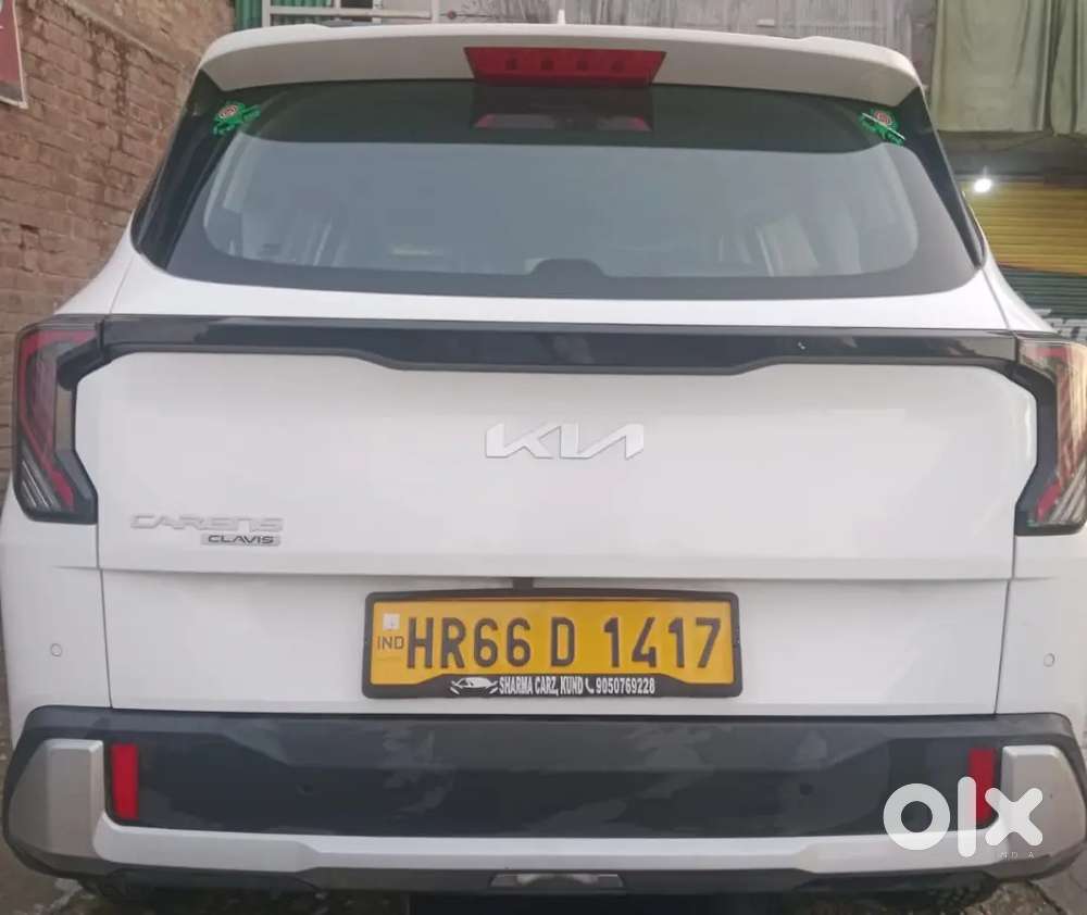 Kia Carens Clavis 2025