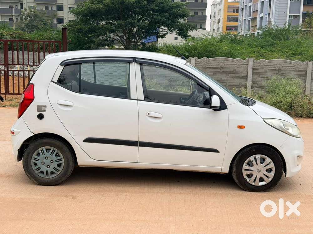 Hyundai I10 Sportz 1.1 Lpg, 2016, Petrol