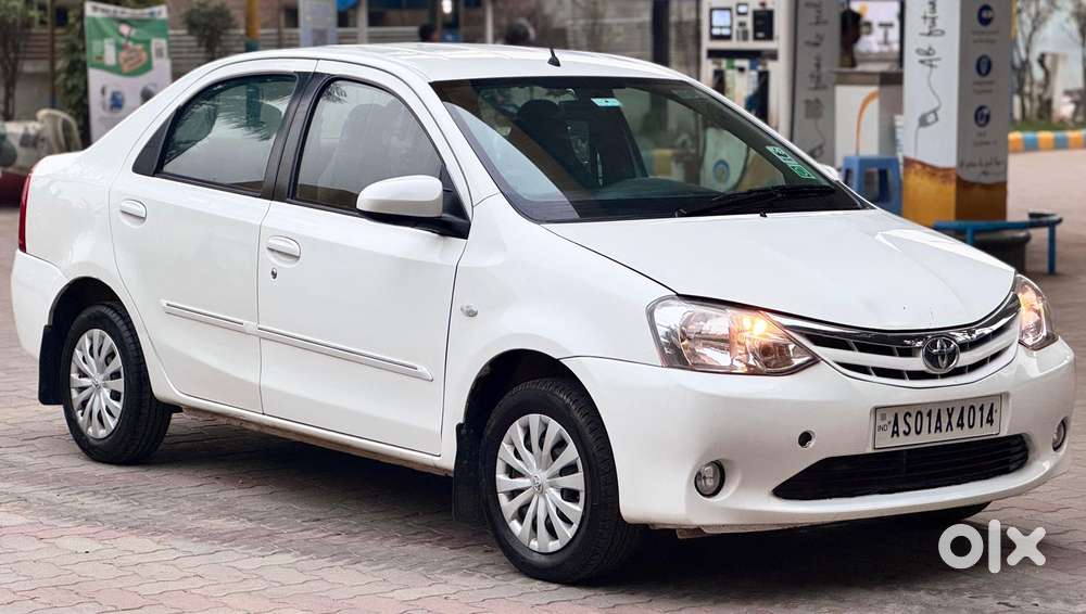 Toyota Etios 2010-2012 G, 2011, Petrol