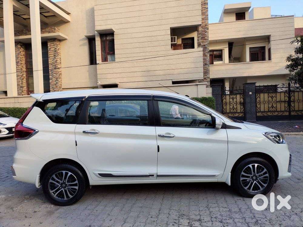 Maruti Suzuki Ertiga Zxi Shvs, 2024, Petrol