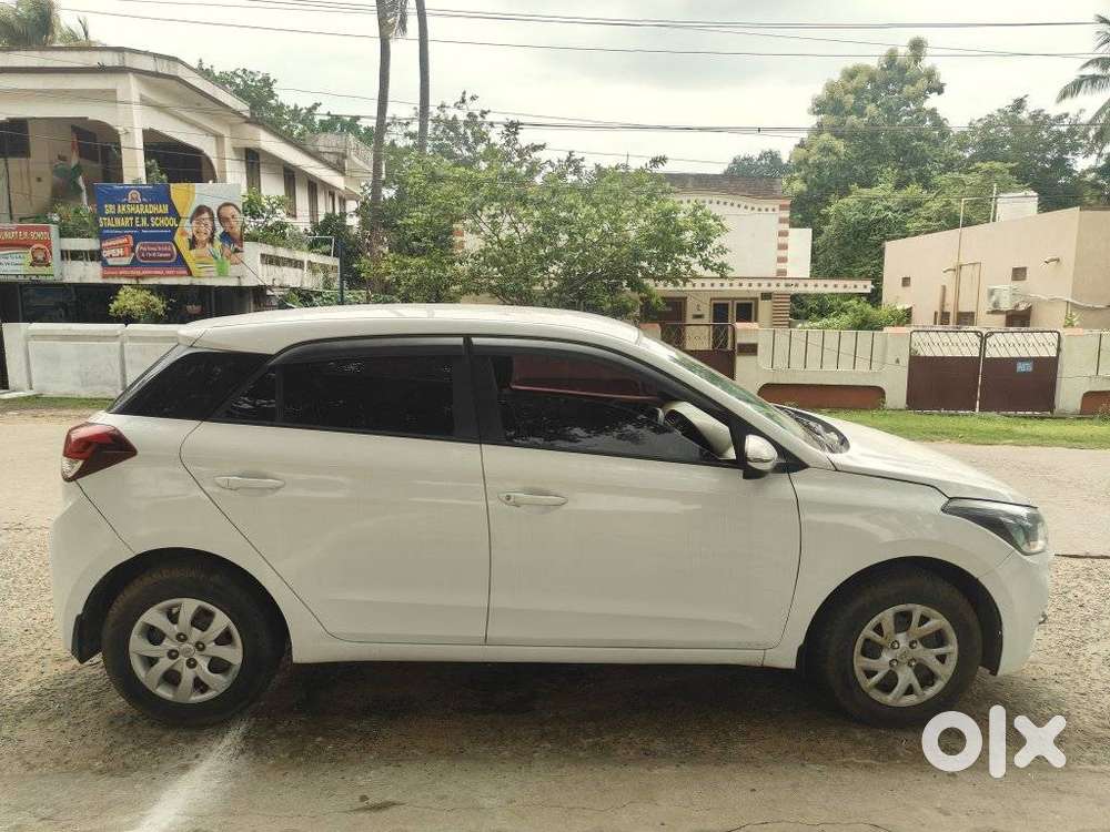 Hyundai I20 Petrol Cvt Magna Executive, 2017, Diesel