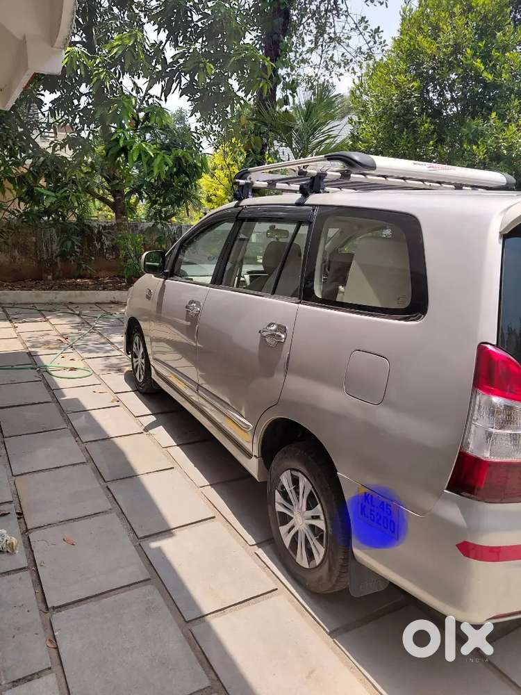 Toyota Innova 2014 Diesel Well Maintained
