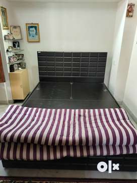 Double bed store mattress olx