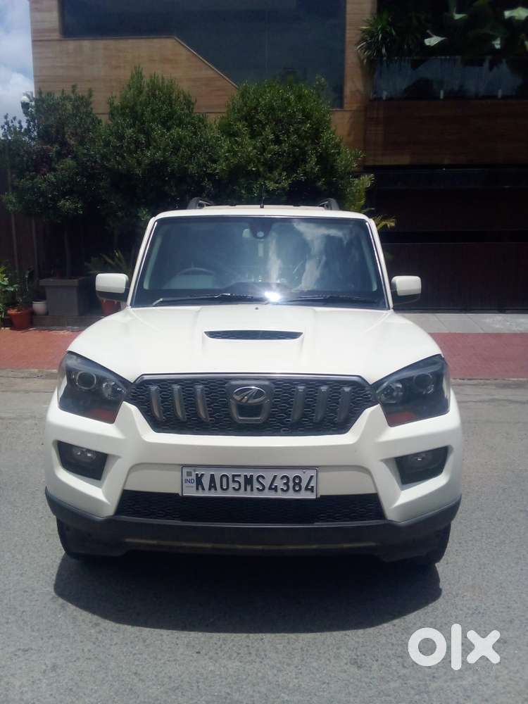 Mahindra Scorpio S10, 2015, Diesel