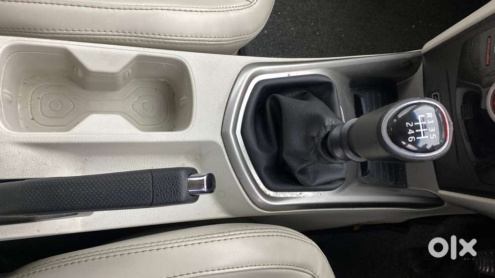 Mahindra Xuv300 W8 Option, 2022, Petrol