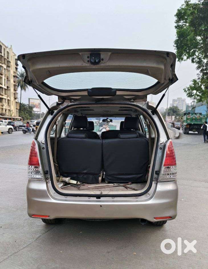 Toyota Innova 2004-2011 2.5 G4 Diesel 8-seater, 2008, Diesel