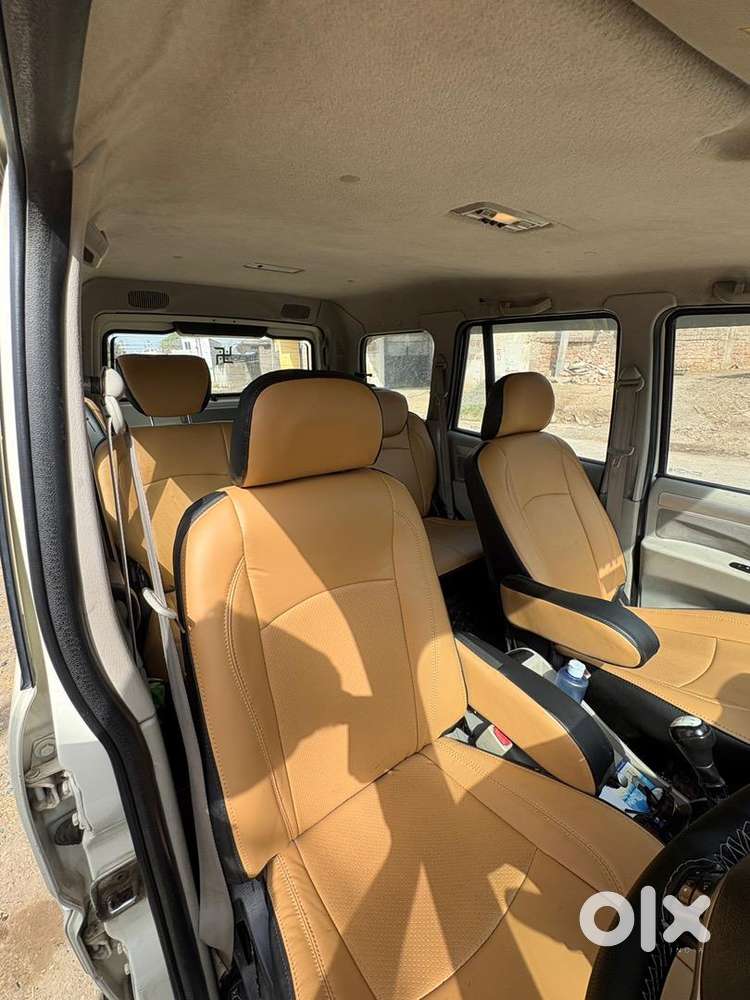 Mahindra Scorpio 2015