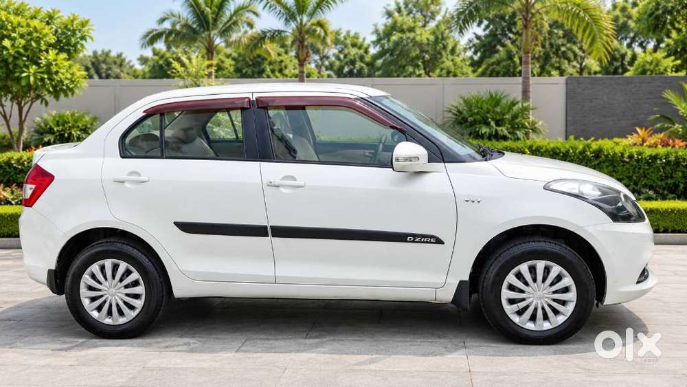 Maruti Suzuki Dzire 1.2 Vxi, 2015, Petrol