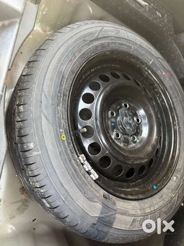 Petrol Car In Black Color, Center Locking, Push Start Button, Sunroof