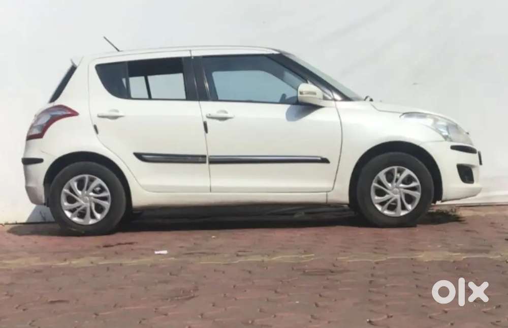 Maruti Suzuki Swift 2016 Diesel 111000 Km Driven