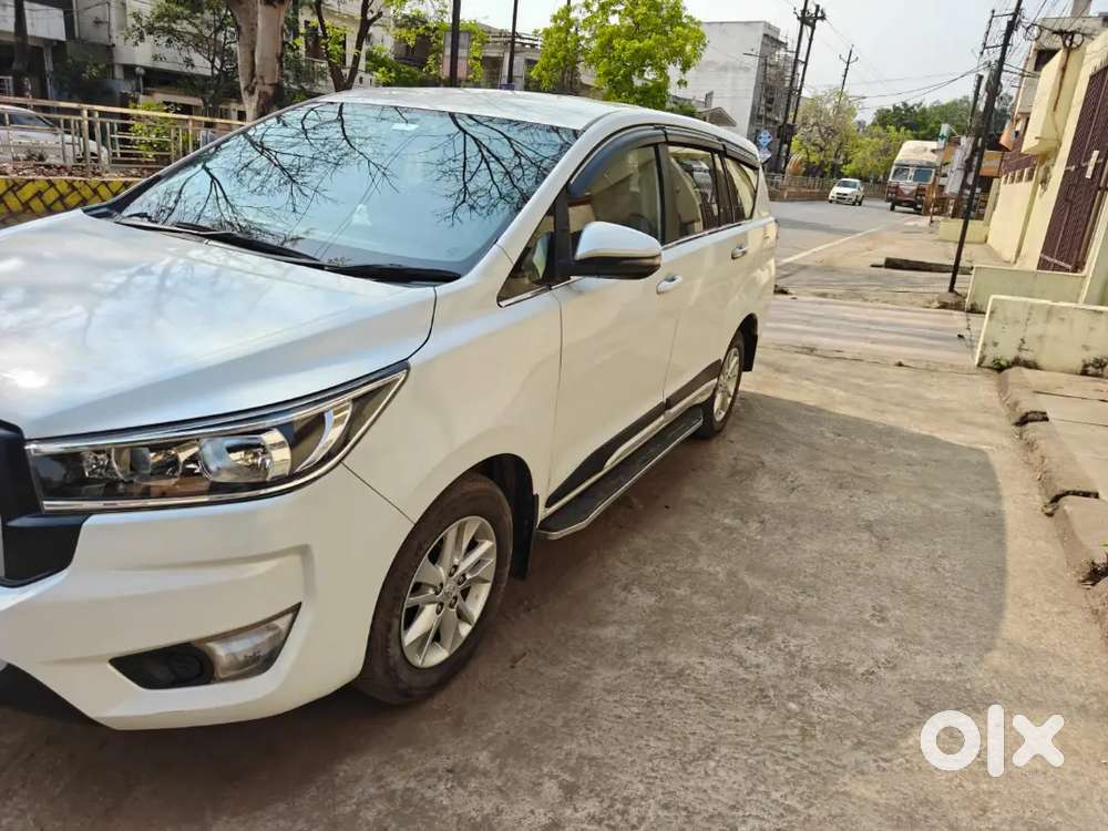 Toyota Innova Crysta 2023 Diesel 30000 Km Driven November 2023