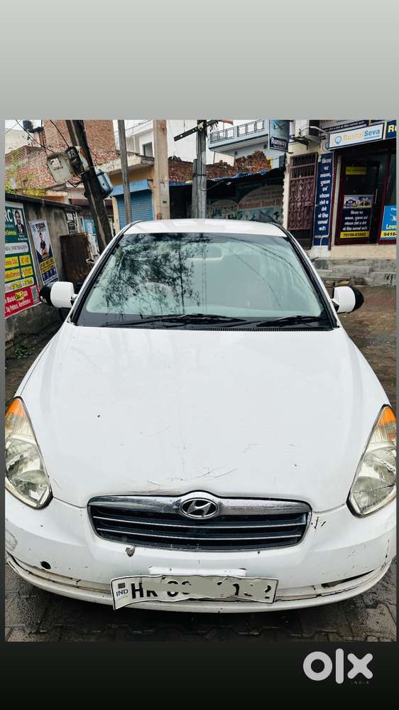 Well Maintained Car No Dent No Paint Full Original Accessory