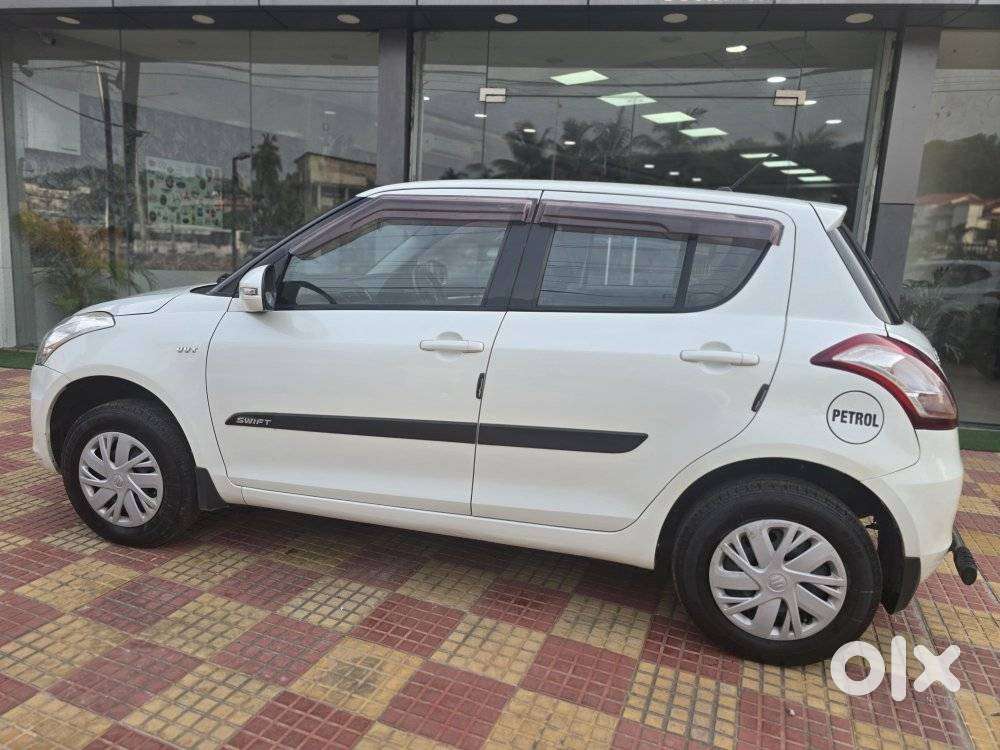 Maruti Suzuki Swift Vxi, 2015, Petrol