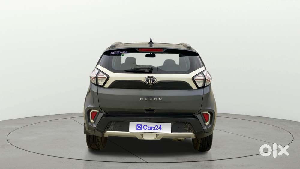 Tata Nexon 1.2 Revotron Xza Plus, 2020, Petrol