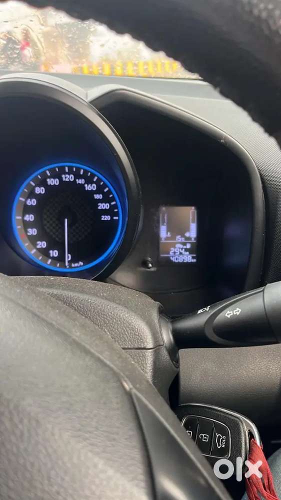 Hyundai Venue 2020 Petrol Well Maintained