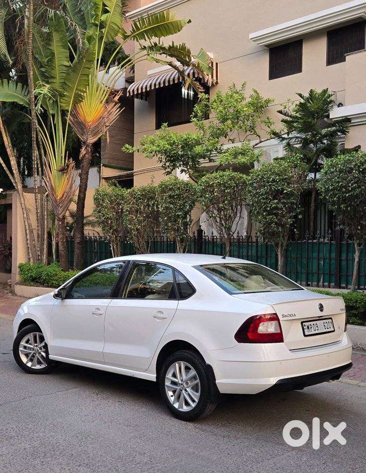 Skoda Rapid 1.6 Mpi Style, 2018, Petrol