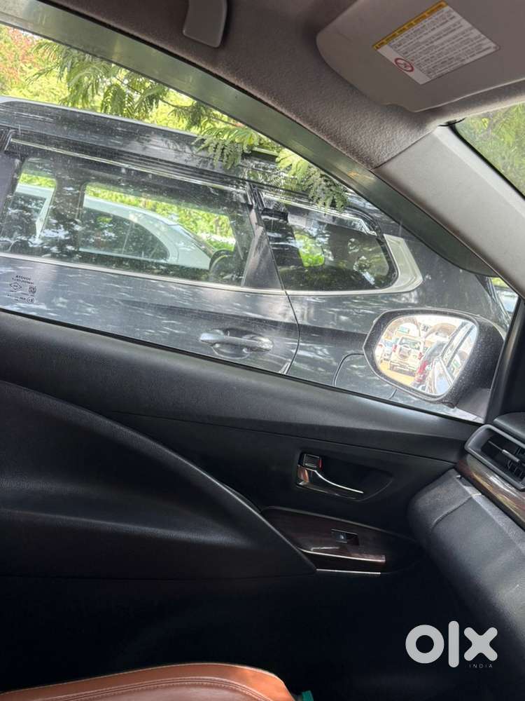 Toyota Innova Crysta G 2017