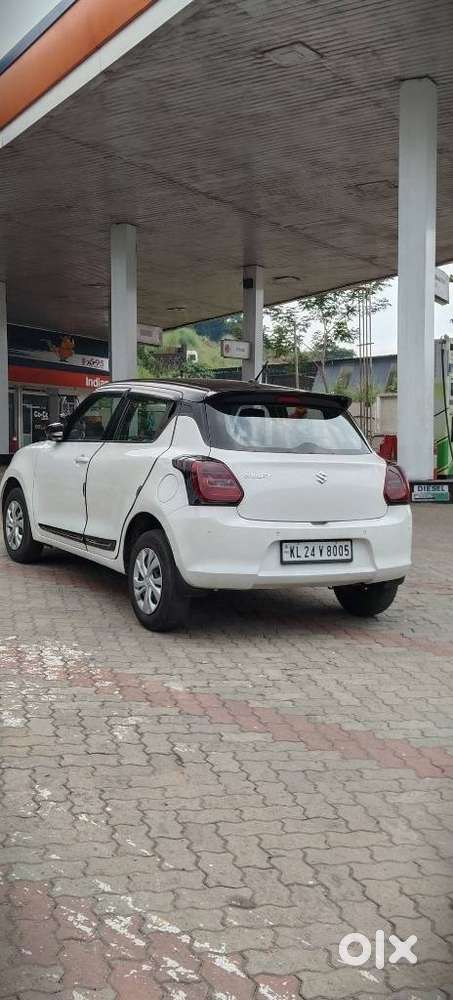 Maruti Suzuki Swift, 2022, Petrol
