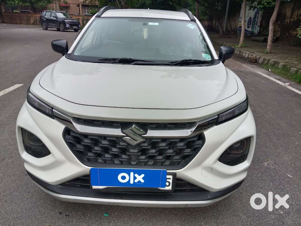 Maruti Suzuki Fronx Sigma 1.2 Mt, 2025, Cng & Hybrids